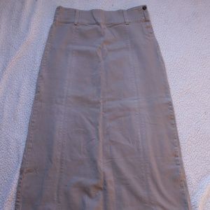 Lee Khaki Long Modest Skirt Size 9/10 Medium
